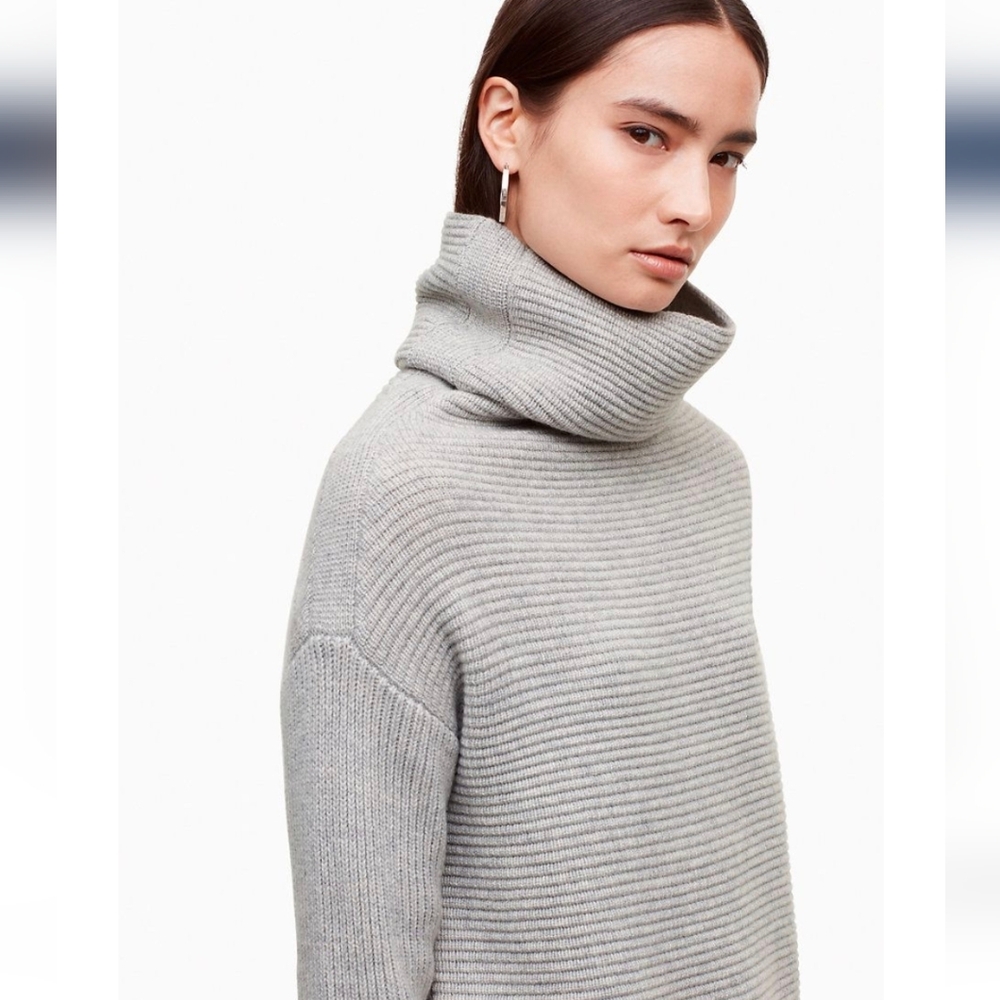 Aritzia Babaton Mika Ribbed Wool Cashmere Turtleneck Sweater Black Small Medium - Picture 2 of 9